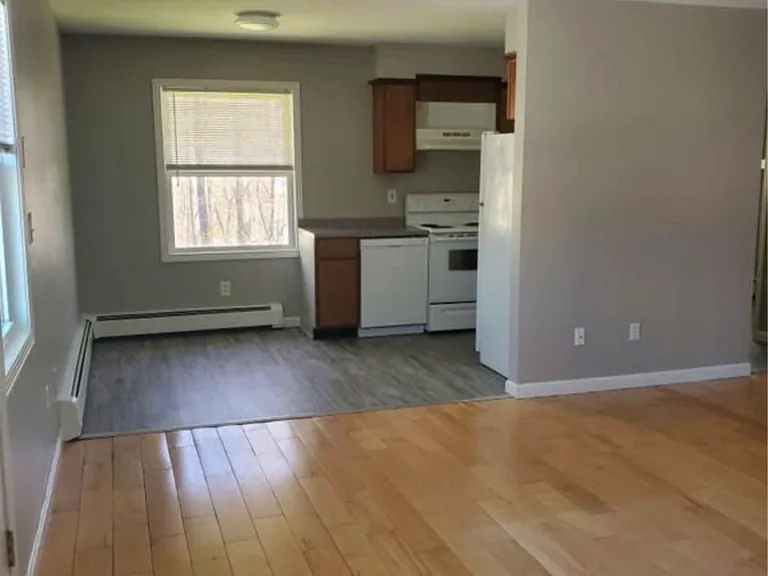 300 Hinesburg Rd #14 — Photo 6