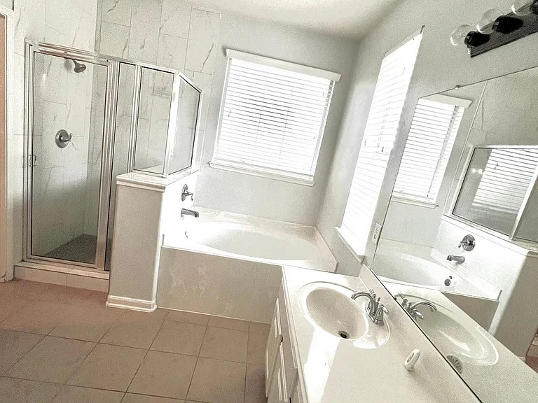 Bryce Manor Ln — Photo 12