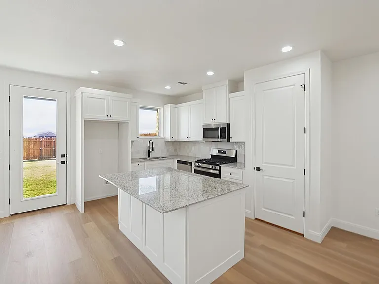 19101 Sierra Madre Dr #C — Photo 7