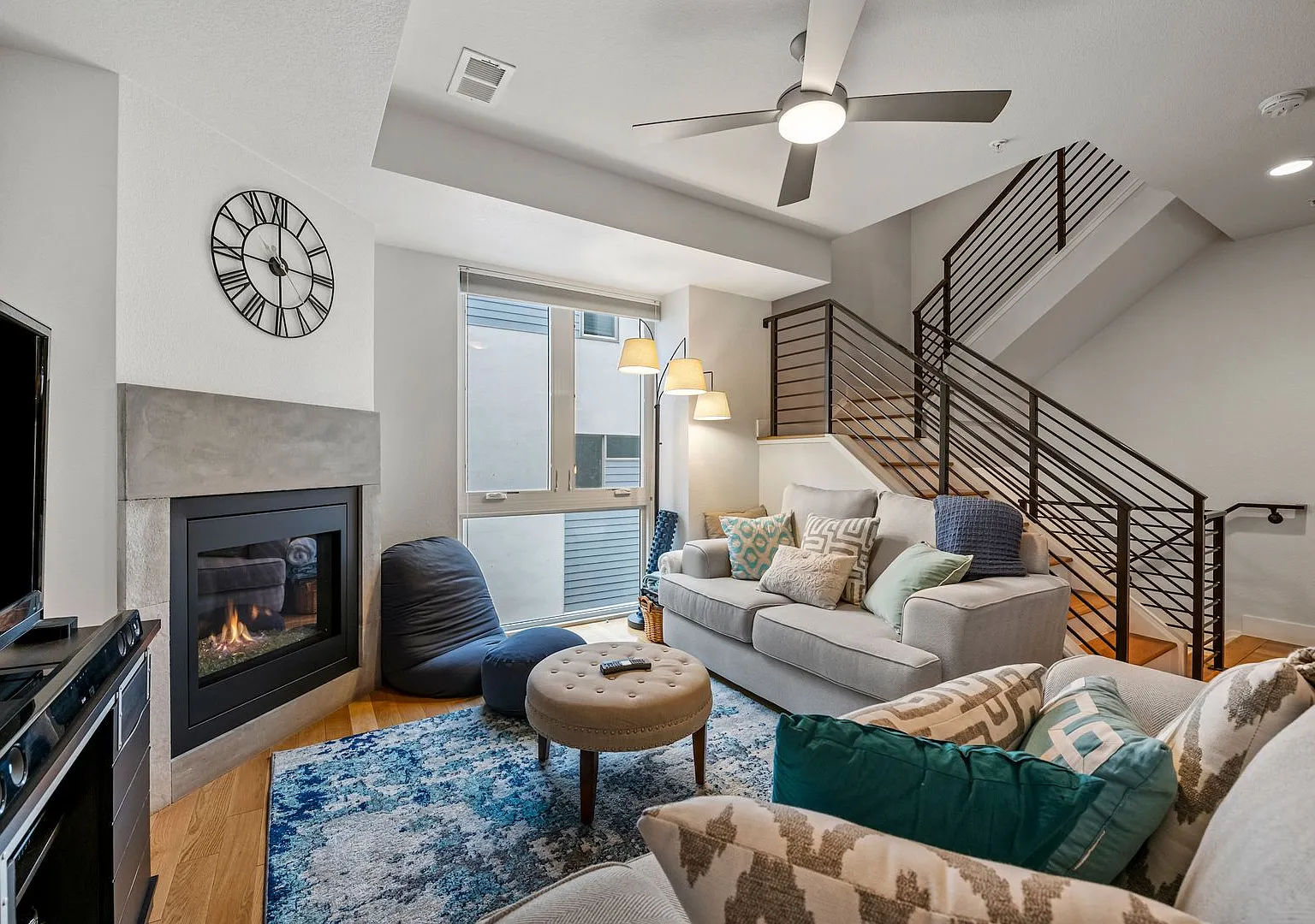 1821 Irving St #104 — Photo 4