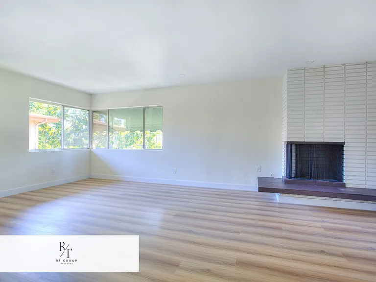 1032 S Golden West Ave #C — Photo 9