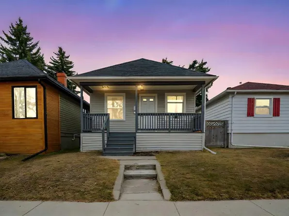 317 N 18th Ave NW, Calgary, AB T2M 0T4