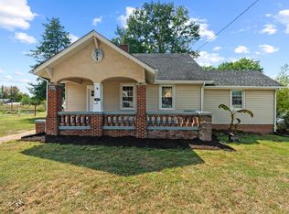 212 High St, Appomattox, VA 24522