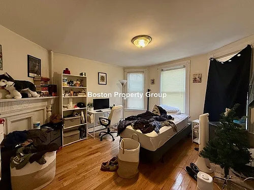 85 Hillside St Photo 1