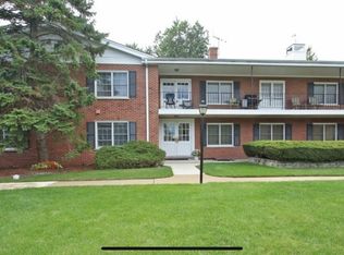 2818 Dundee Rd UNIT 3A, Northbrook, IL 60062