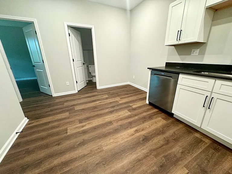 15th Hole Apartments — Photo 36