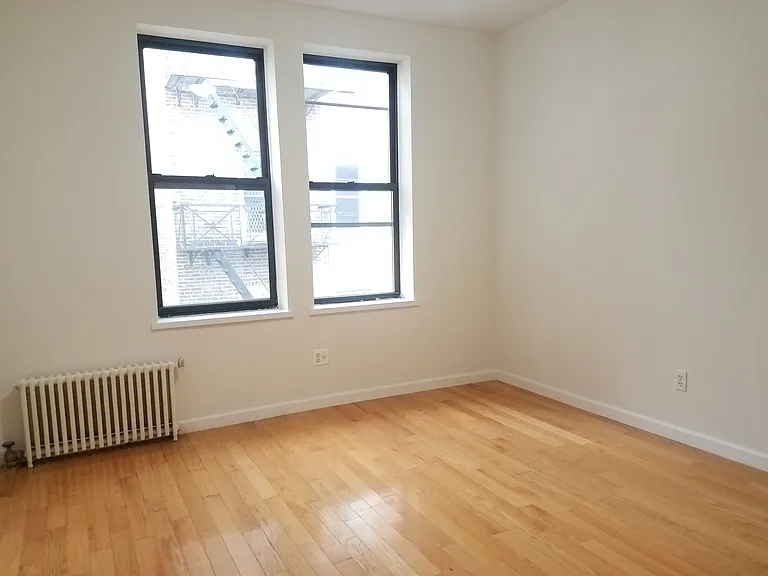 517 W 111th St #2H — Photo 2
