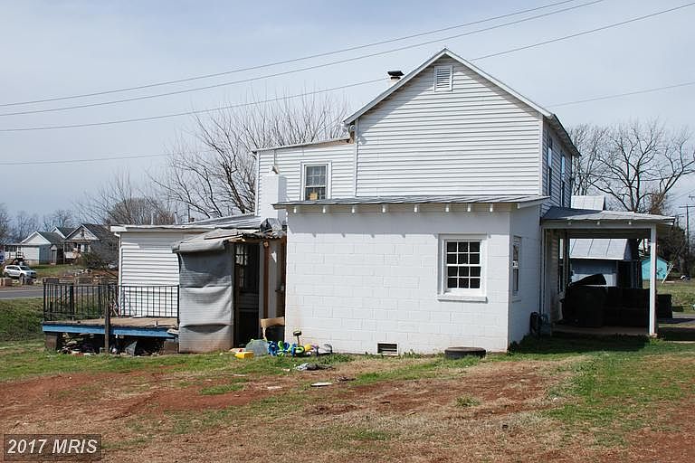 2nd image of 1510 Old Fredericksburg Rd