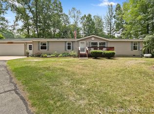 440 17 Mile Rd NE, Cedar Springs, MI 49319