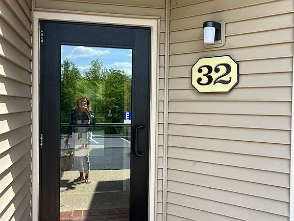 2nd image of 32 Thayer Pond Dr #12