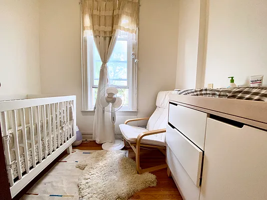 Rented by Owner | media 9