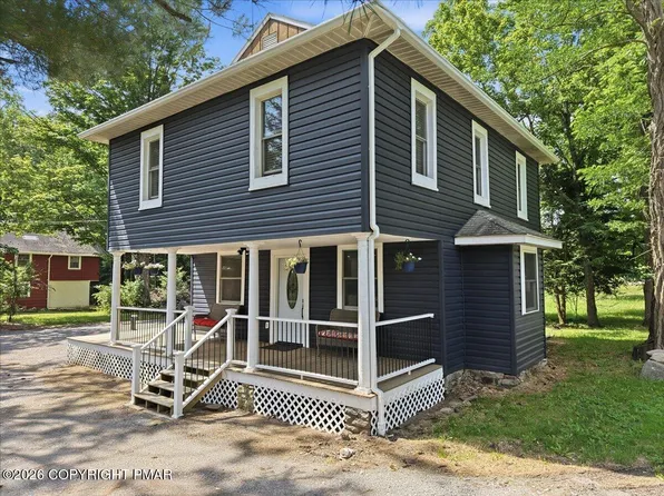 5894 State Highway 191, Cresco, PA 18326