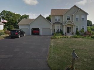 3941 Langhorne Ln, Camillus, NY 13031