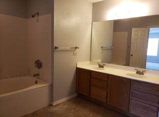 425 Twin Point Crk, Schertz, TX 78154