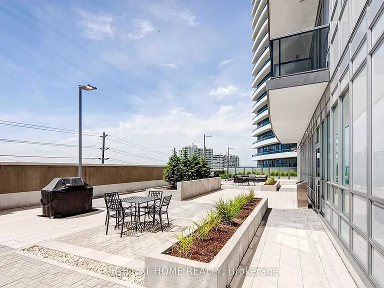 7165 Yonge St E #631 — Photo 9