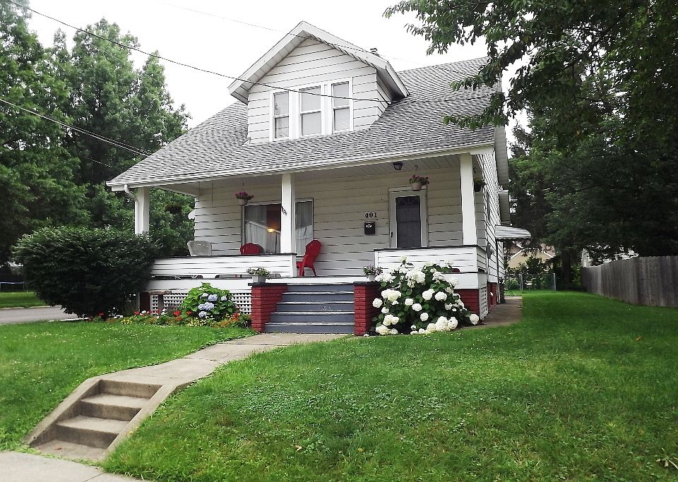 Beautiful Front Porch!