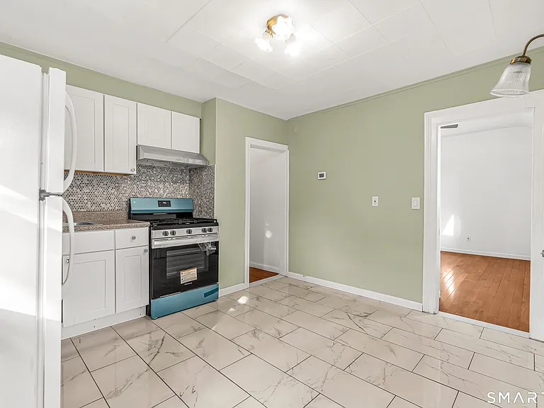 1504 Iranistan Ave — Photo 14