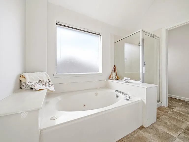 4623 Summer Lks — Photo 17