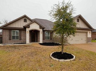 2905 Caney Ct, Bryan, TX 77808