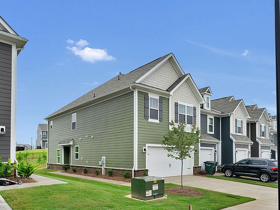2nd image of 218 Harpers Run Ln