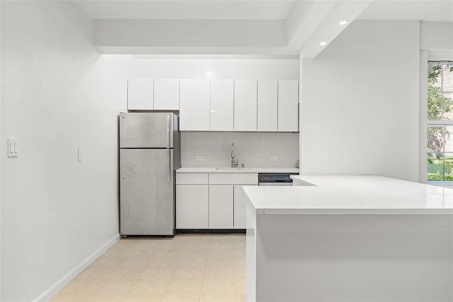 230 Pelham Road #1L photo 1