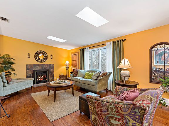 BillF-105 Plum-2.JPG