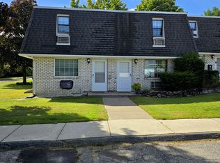 Meadowview Manor Condominiums, Greenfield, MA 01301