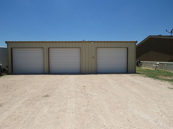 3rd image of 6463 N Sparta Ave