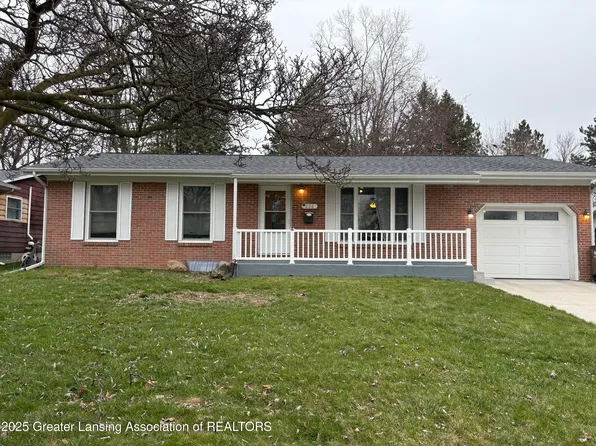 226 S Virginia Ave, Portland, MI 48875