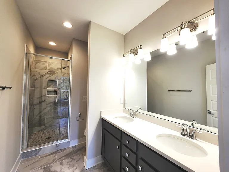 618 W End Dr — Photo 5