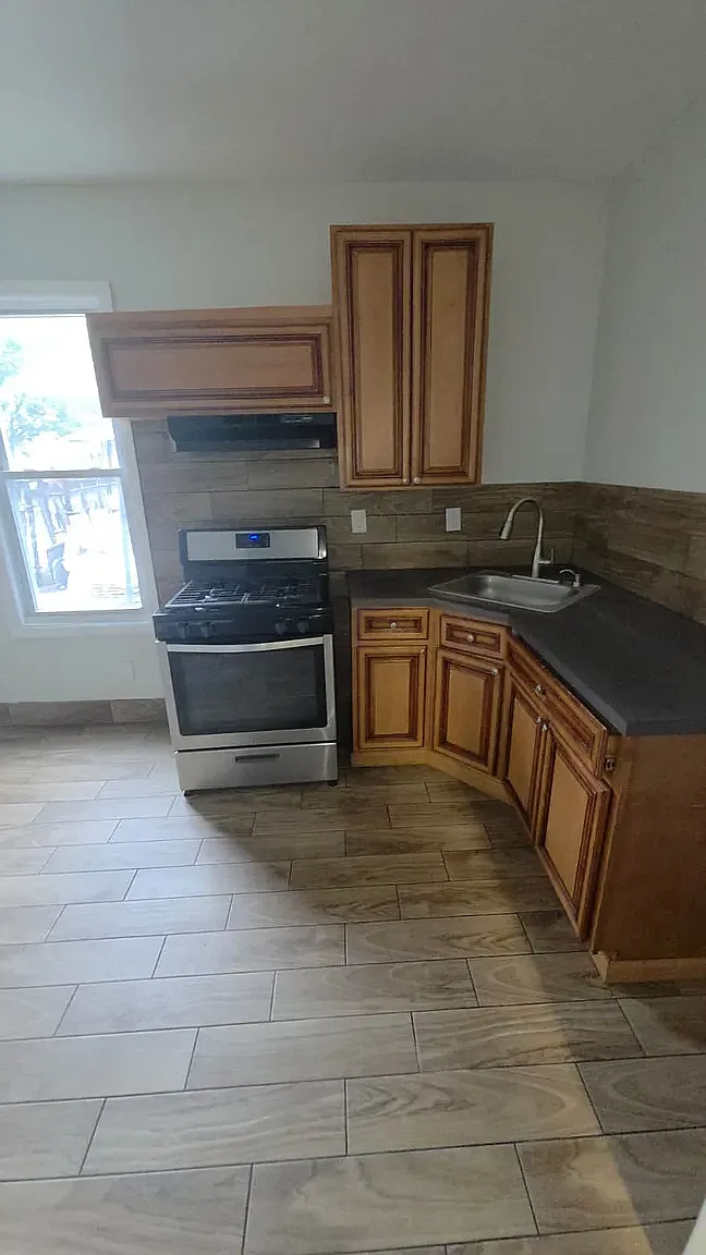 2 bed, $1,750 — Photo 1