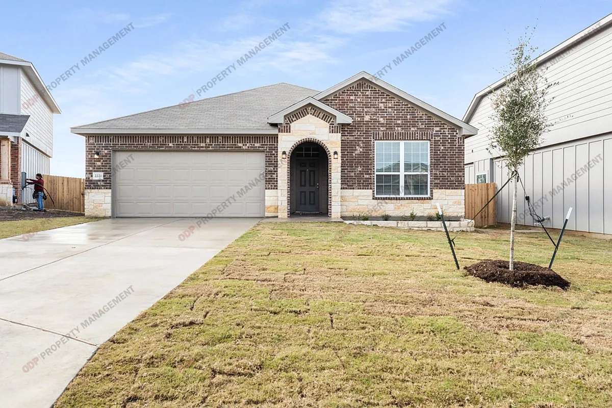 Building Photo - 2221 Chia Ct
