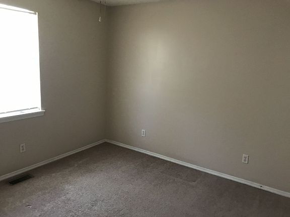 3rd image of 205 5th Ave NE #266-3