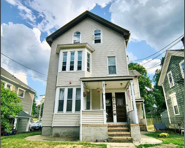 79 Hamlet Avenue — Photo 1