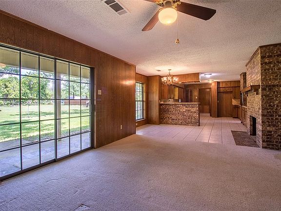 2nd image of 103 Palomino St