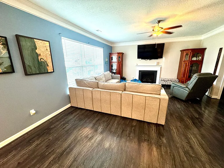 3624 Horton Way — Photo 8