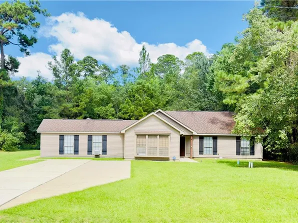 2551 Destin St, Mandeville, LA 70448
