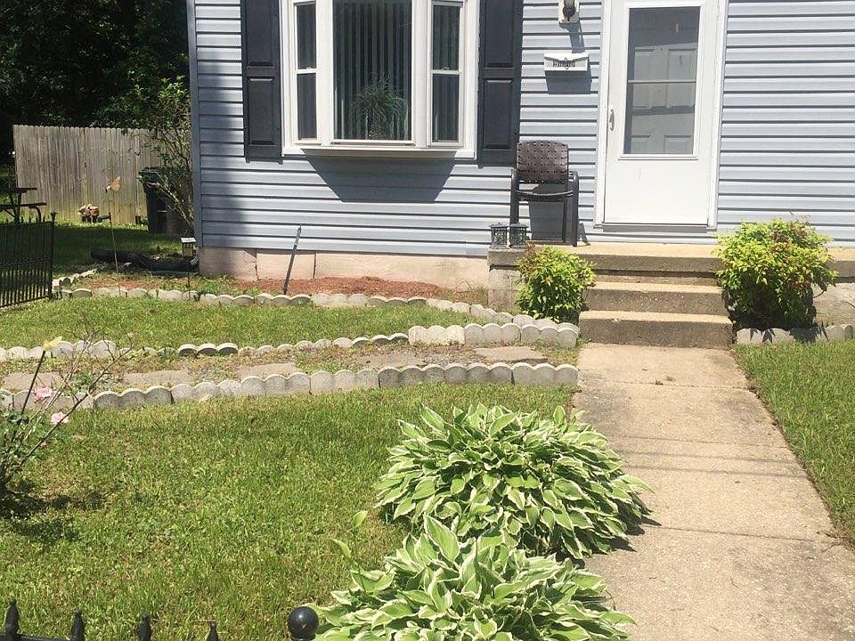 1st image of 21349 Bristol Ave