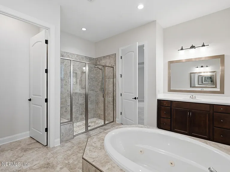 250RENT Shadow Cv — Photo 45