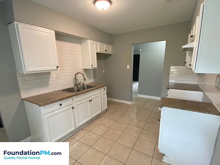 3409 Point Pleasant Ave — Photo 4