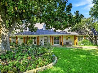 933 Blue Lake Cir, Richardson, TX 75080