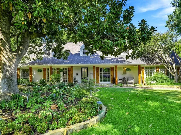 933 Blue Lake Cir, Richardson, TX 75080