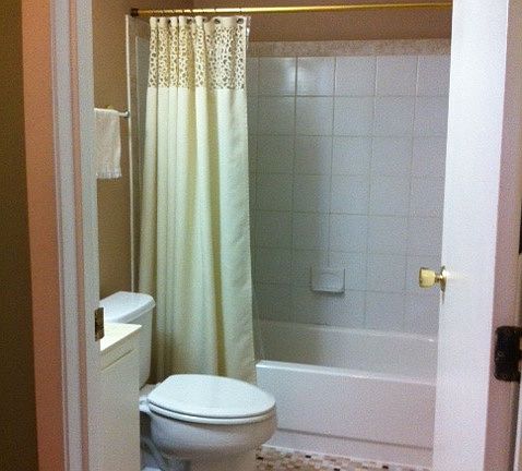 4th image of 2220 Perkins Ct