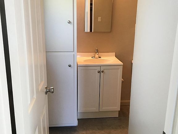 4th image of 537 Mariposa Ave #2 & 9