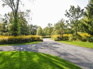 700 E Woodland Rd, Lake Forest, IL 60045