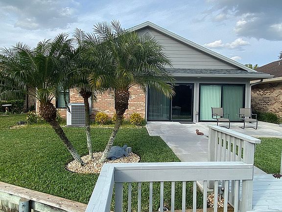 5th image of 476 Caribbean Dr
