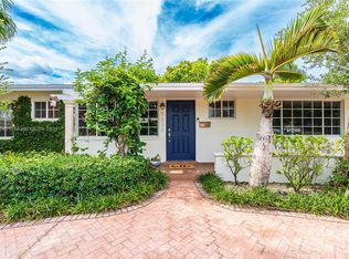 9530 SW 51st St, Miami, FL 33165