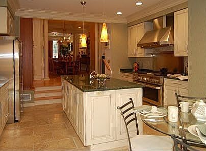 Gourmet Kitchen