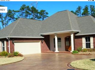 9333 Alcove Ln, Ocean Springs, MS 39564