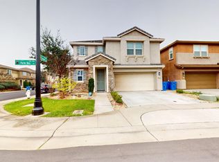 9824 Porto Bay Dr, Elk Grove, CA 95757